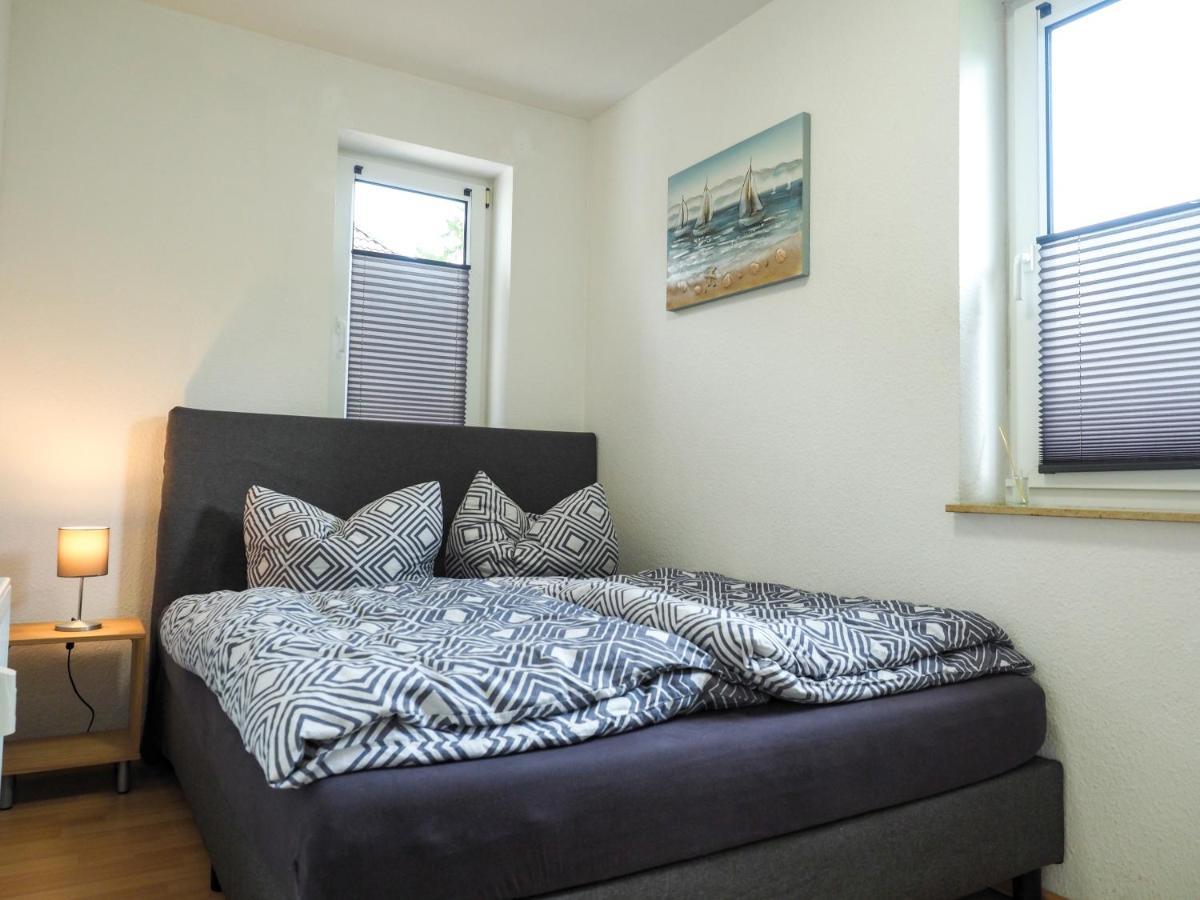 Ferienwohnungen Meerfarbig Zingst - Haustierfrei -Terrasse Mit Strandkorb Oder Balkon - E-Ladesaeule - Parkplatz - Wlan - Fahrradschuppen - Waschtrockner - Ruhig Und Zentral - Nichtraucher Zewnętrze zdjęcie