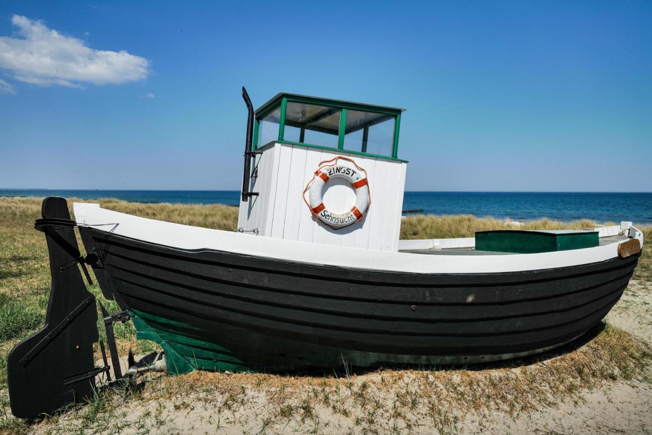 Ferienwohnungen Meerfarbig Zingst - Haustierfrei -Terrasse Mit Strandkorb Oder Balkon - E-Ladesaeule - Parkplatz - Wlan - Fahrradschuppen - Waschtrockner - Ruhig Und Zentral - Nichtraucher Zewnętrze zdjęcie