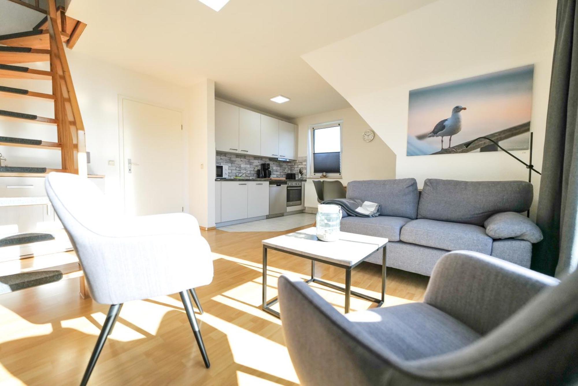 Ferienwohnungen Meerfarbig Zingst - Haustierfrei -Terrasse Mit Strandkorb Oder Balkon - E-Ladesaeule - Parkplatz - Wlan - Fahrradschuppen - Waschtrockner - Ruhig Und Zentral - Nichtraucher Zewnętrze zdjęcie